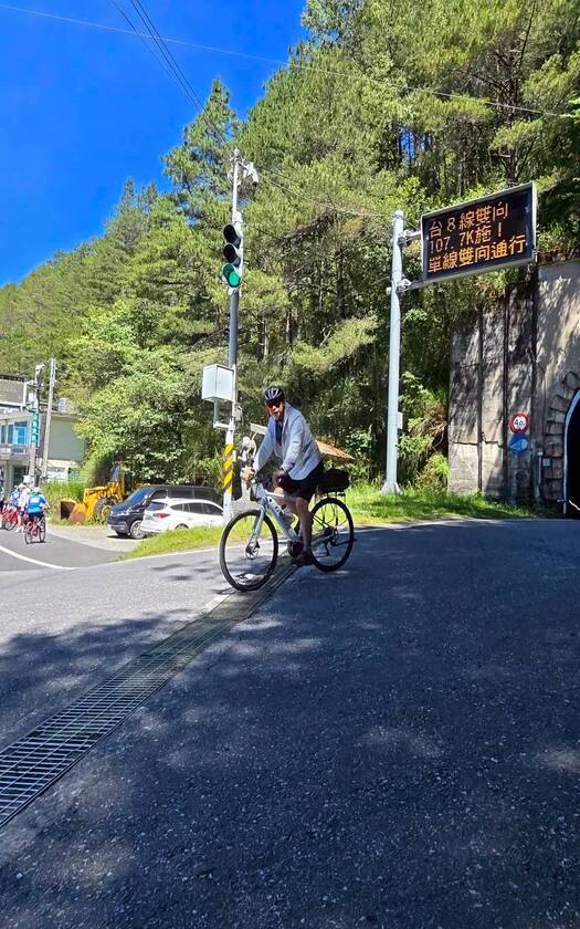 CyclingTaiwan,CyclingAdventure,單車看見台灣,台灣旅遊,biketour,北進武嶺,武嶺挑戰,梨山,台8線,大禹嶺,合歡山,合歡山管理站,松雪樓,武嶺,台灣公路最高點,武嶺證書,武嶺獎牌,全台最高全家,埔里,山岳騎旅,單車旅行,台灣單車旅行