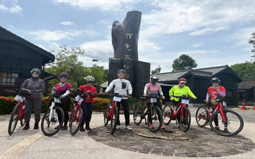 CyclingTaiwan,CyclingAdventure,單車看見台灣,台灣旅遊,biketour,海外車友騎台灣,阿里山新雙鐵,鐵馬鐵道,阿里山林業鐵路,嘉義騎旅,檜意森活村,北門車站,鹿麻產車站,竹崎火車站,樟腦寮車站,獨立山步道,獨立山車站,阿里山林鐵,螺旋鐵道,太平雲梯,太平山城,雙鐵旅行,台灣單車旅行