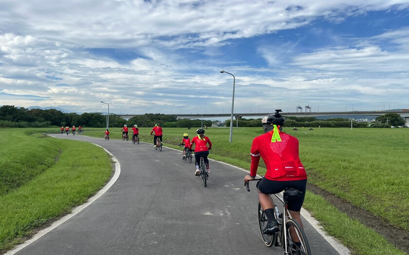 CyclingTaiwan,CyclingAdventure,單車看見台灣,台灣旅遊,biketour,專案團,小鐵人環島,單車環島,環島壯遊蘇花9日,板橋第二運動場,新月橋,樹林金城武樹,三鶯龍窯橋,大溪中庄調整池,三坑生態公園,關西仙草博物館,新埔遊客中心,新埔客庄,親子單車旅行,兒童單車環島