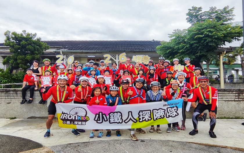CyclingTaiwan,CyclingAdventure,單車看見台灣,台灣旅遊,biketour,專案團,小鐵人探險隊,小鐵人環島,單車環島,環島壯遊蘇花9日,鹿港,善化,埔鹽順澤宮,冠軍廟,西螺,斗南,民雄,星巴克民雄店,水上北回歸線,後壁火車站,無米樂,南科贊美酒店,親子單車旅行,兒童單車環島,台灣單車旅行
