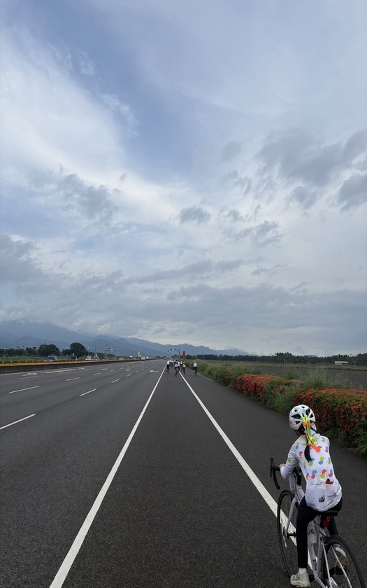 CyclingTaiwan,CyclingAdventure,單車看見台灣,台灣旅遊,biketour,專案團,小鐵人探險隊,小鐵人環島,單車環島,環島壯遊蘇花9日,善化,枋寮,新化老街,新化武德殿,大目降文化園區,關廟,岡山,鳥松布農餐廳,萬大大橋,高屏溪,潮州燒冷冰,冷熱冰,佳冬戰備跑道,枋客文旅,活蟹之家,蒸籠海鮮,親子單車旅行,兒童單車環島,台灣單車旅行