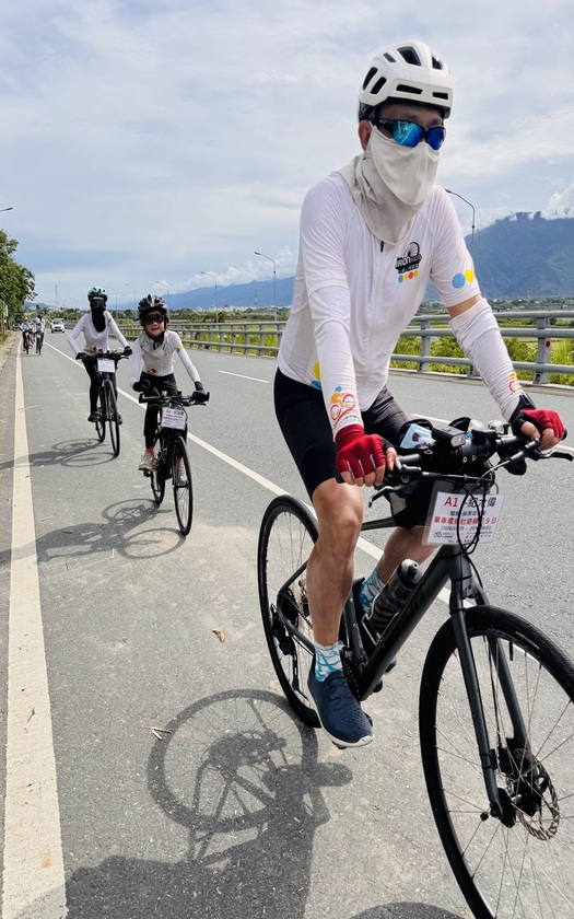 CyclingTaiwan,CyclingAdventure,單車看見台灣,台灣旅遊,biketour,專案團,小鐵人探險隊,小鐵人環島,單車環島,環島壯遊蘇花9日,太麻里,安通,千禧曙光紀念園區,華源海灣,卡大地布部落,知本,十股綠色隧道,瑞源車站,關山米國學校,割稻飯,花東縱谷,池上大橋,富里稻草藝術景觀區,安通溫泉,美人湯,親子單車旅行,兒童單車環島,台灣單車旅行