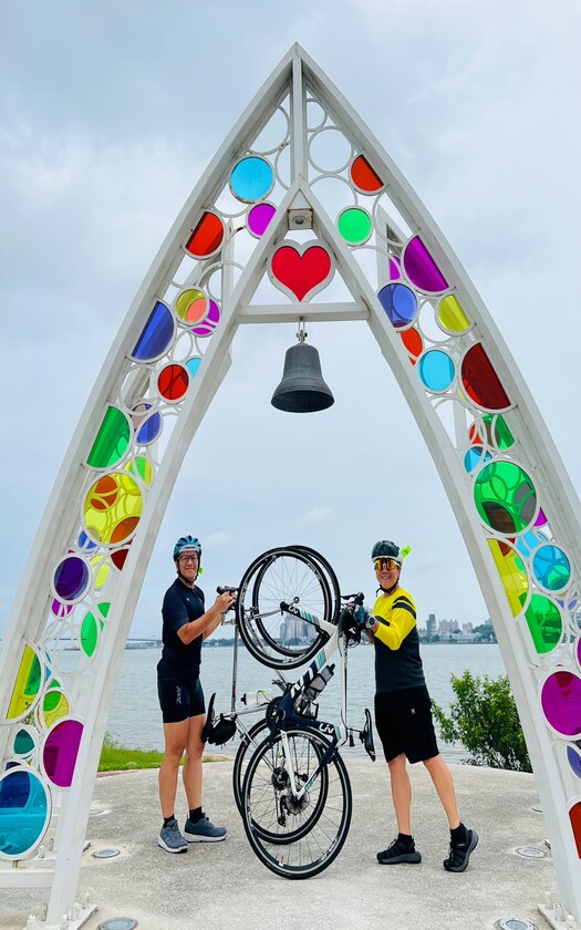 CyclingTaiwan,CyclingAdventure,單車看見台灣,台灣旅遊,biketour,海外車友騎台灣,三日環台騎跡,環小台灣,單車百岳,單車旅行,台灣騎旅,新月橋,大漢溪左岸自行車道,五股濕地,關渡大橋,八里渡船頭,八里婚紗廣場,西濱景觀公路,白沙岬燈塔,新屋綠色走廊,南寮,香港車友,台灣單車旅行