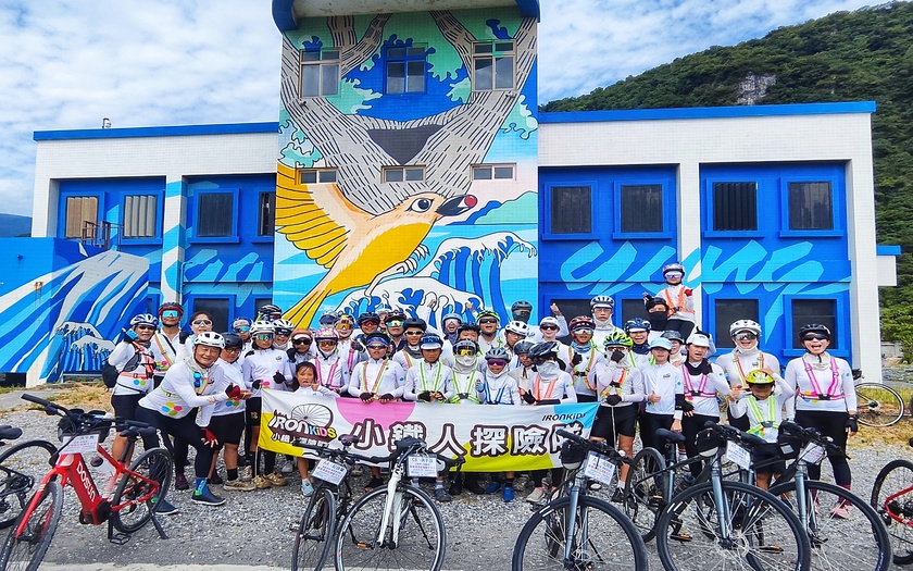 CyclingTaiwan,CyclingAdventure,單車看見台灣,台灣旅遊,biketour,專案團,小鐵人探險隊,小鐵人環島,單車環島,環島壯遊蘇花9日,蘇花公路,單車鐵道,花蓮車站,漢本車站,漢本海洋驛站,谷風觀音石,南澳,東澳,開路先鋒爺,粉鳥林,烏岩角,南方澳觀景台,蘇澳港,壯圍沙丘公園,烏石港,蘭陽博物館,頭城,親子單車旅行,兒童單車環島,台灣單車旅行