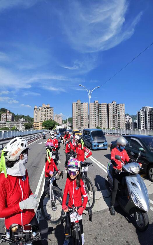 CyclingTaiwan,CyclingAdventure,單車看見台灣,台灣旅遊,biketour,專案團,小鐵人探險隊,小鐵人環島,單車環島,環島壯遊蘇花9日,最終日,宜蘭頭城,新北板橋,東北角濱海景觀公路,舊草嶺隧道,福隆車站,雙溪河畔,台2丙景觀公路,平溪,菁桐,106景觀公路,深坑,木柵,中和,板橋第二運動場,環島完騎,親子單車旅行,兒童單車環島,台灣單車旅行