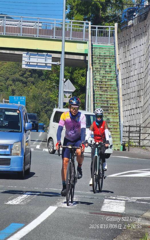 山海戀車友D7騎行高知騎往四萬十市知路途中。