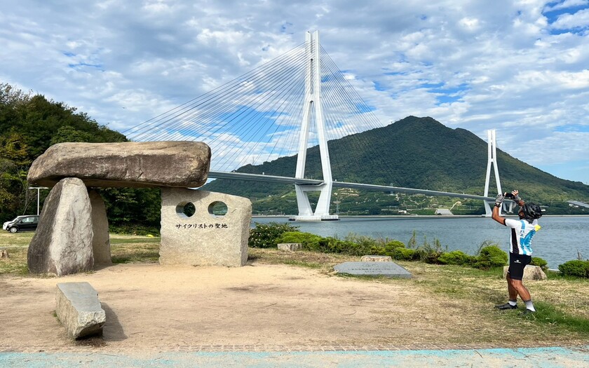 山海戀車友D11騎行至日本道之驛多多羅島波公園，園區內的「單車騎士聖地紀念碑」。