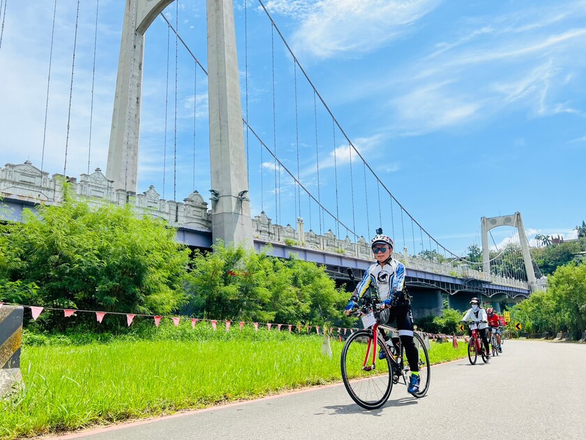 運動與健康,單車騎行,單車旅行,台灣車友,O型單車環島壯遊蘇花,山海戀單車,單車看見台灣,山海戀車友故事,退休人生