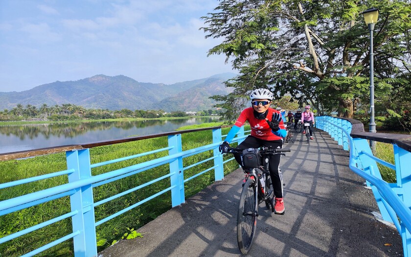 運動與健康,單車騎行,單車旅行,香港車友,哈尤溪溫泉彩岩,海外車友騎台灣,山海戀單車,單車看見台灣,山海戀車友故事