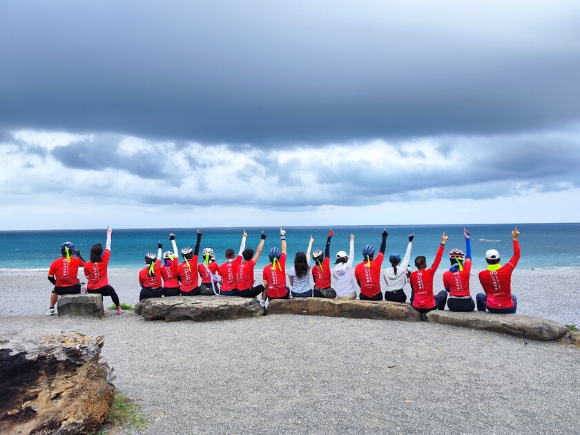 山海戀單車    陪伴⽂化 × 健康旅程   